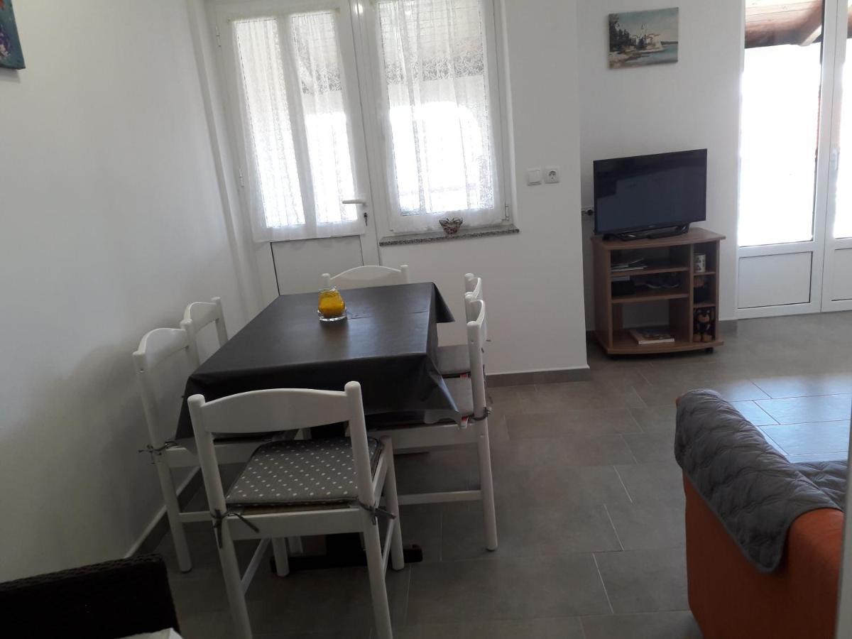 Apartmani Roza Lopar Exterior foto