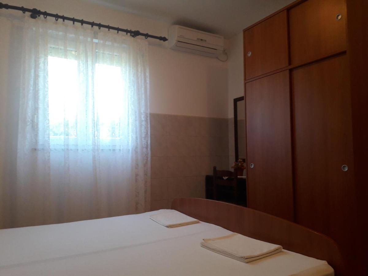Apartmani Roza Lopar Exterior foto